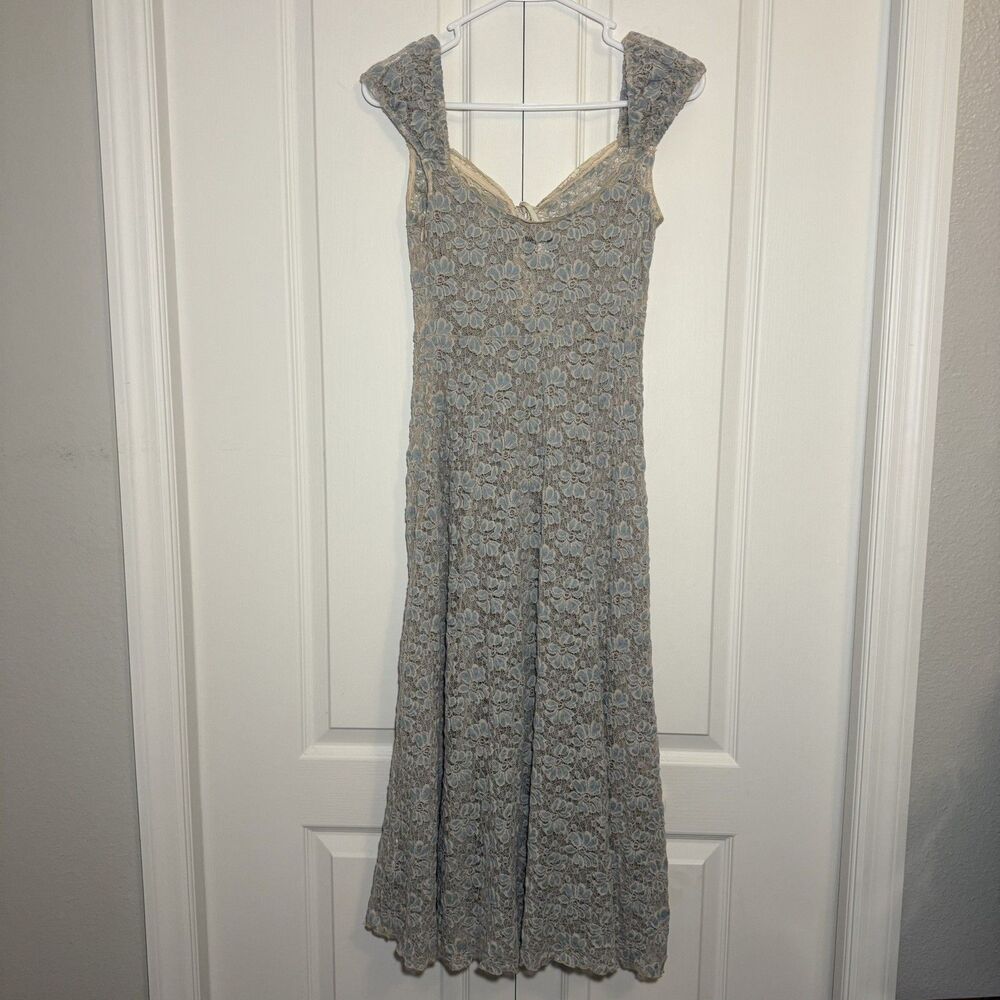 Kimchi Blue Iris Lace Floral Midi Dress Light Blue Cottagecore Romantic Small - Picture 2 of 7